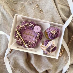 Boîte Bento Cake & 3 Cupcakes – Couvercle Plastique Transparent